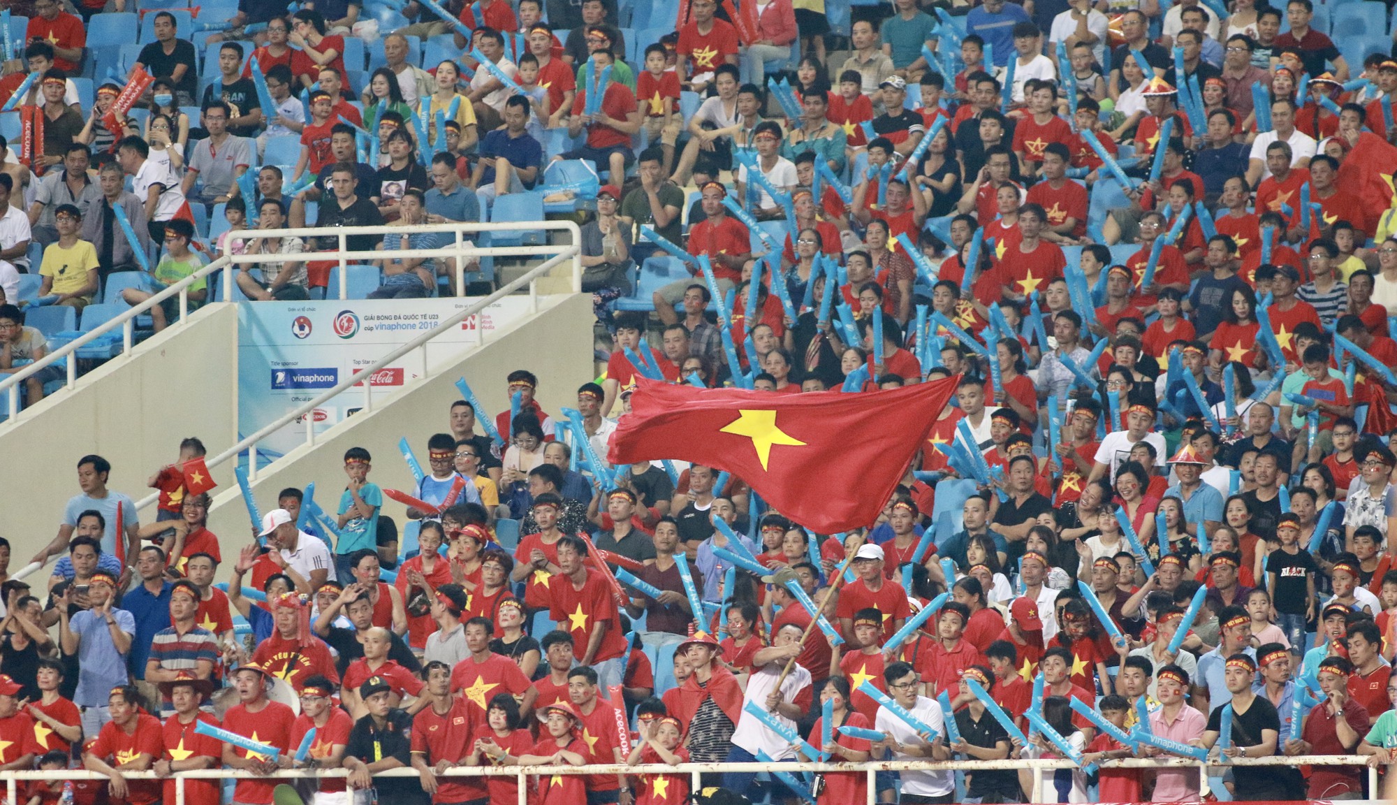 Văn Hậu ghi bàn đẹp mắt, Olympic Việt Nam sớm vô địch
