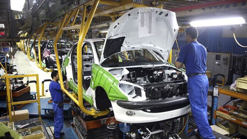 Iran "xoay trục" sang Nga - Trung