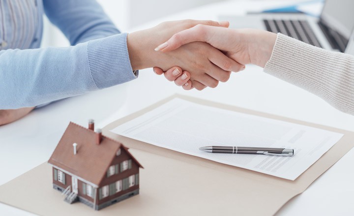 Làm sao để tránh bị lừa khi ủy quyền cho người khác bán nhà? - Ảnh 1.