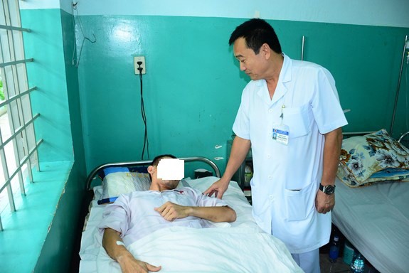 Cứu bệnh nhân bị vỡ xương chậu dạng hiếm gặp