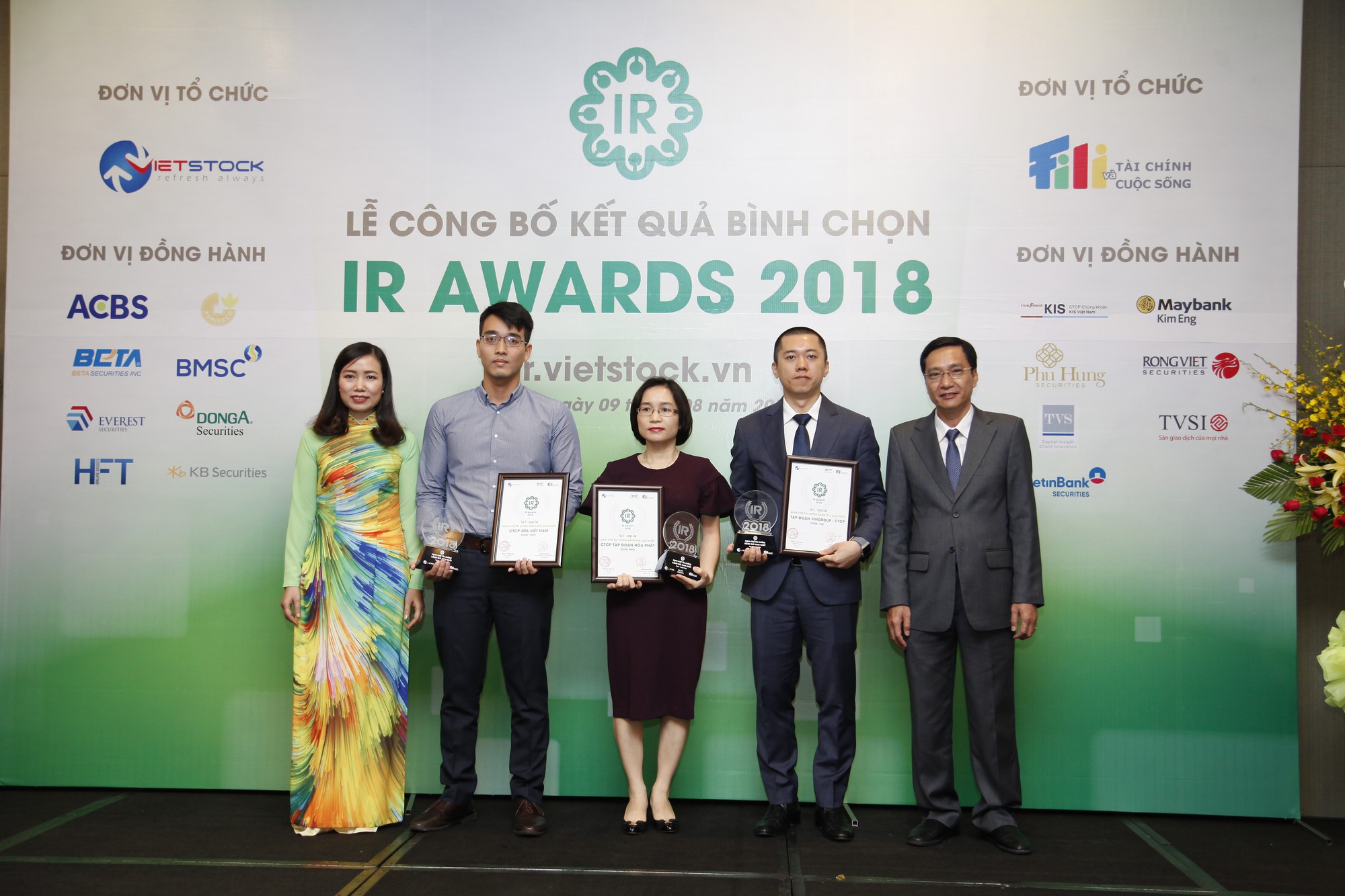 Kết quả bình chọn DN có hoạt động IR tốt nhất 2018 - Ảnh 1.