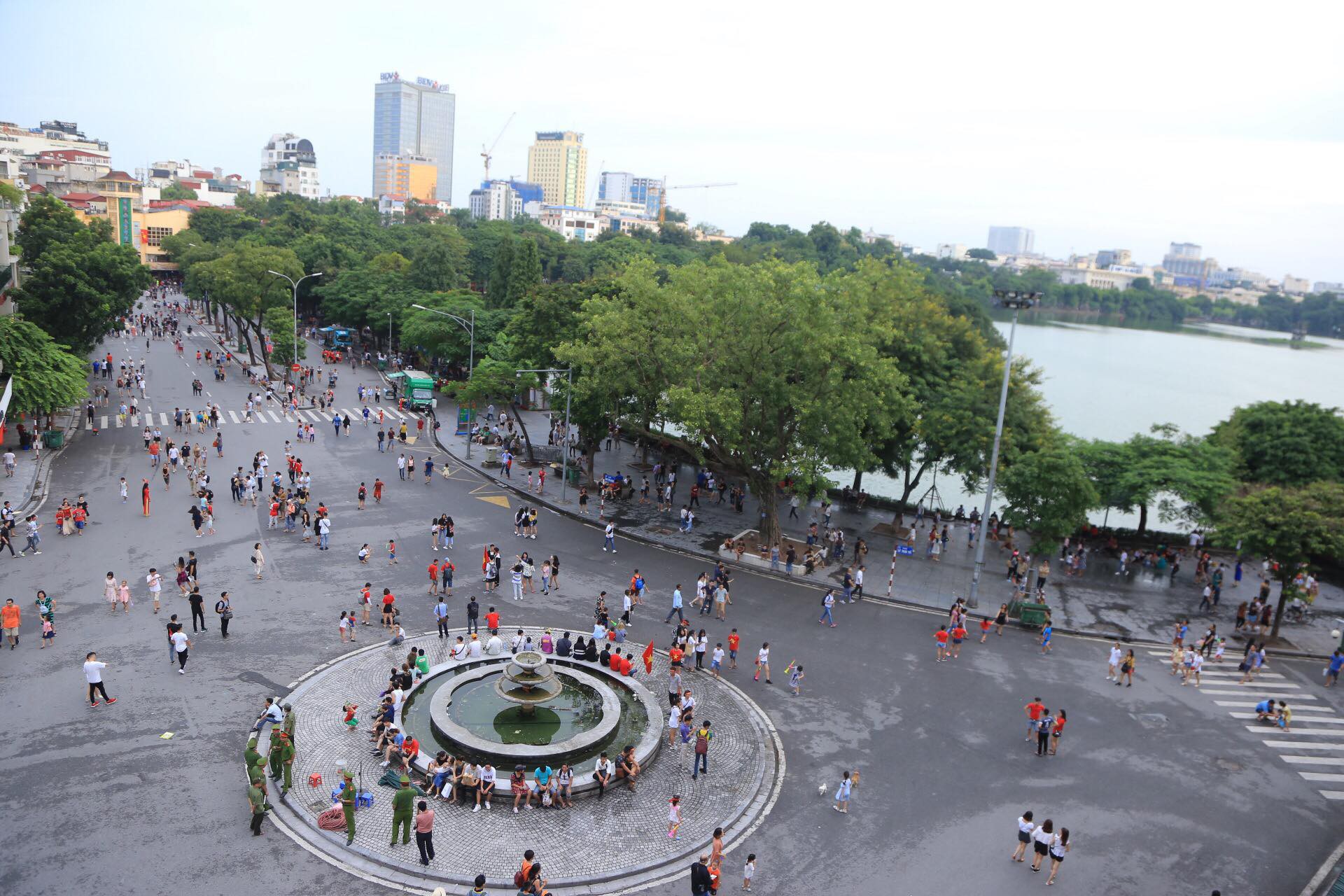 Olympic Việt Nam vuột Huy chương Đồng, Hồ Gươm vắng cổ động viên