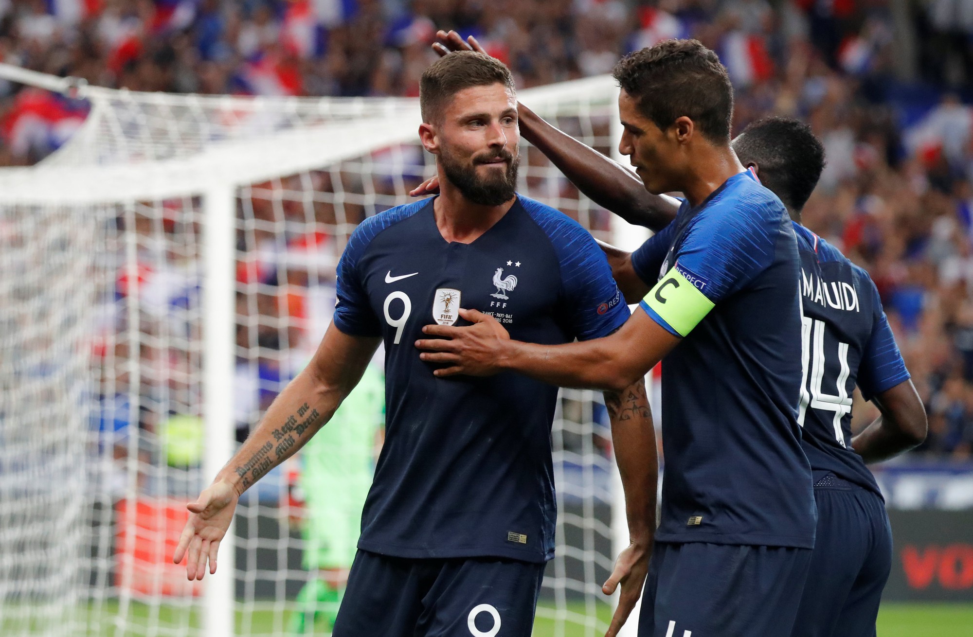 "Chân gỗ" Giroud ghi bàn, Pháp hạ Hà Lan ở Nations League