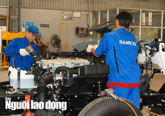 Người lao động được mua cổ phần bằng 60% mệnh giá