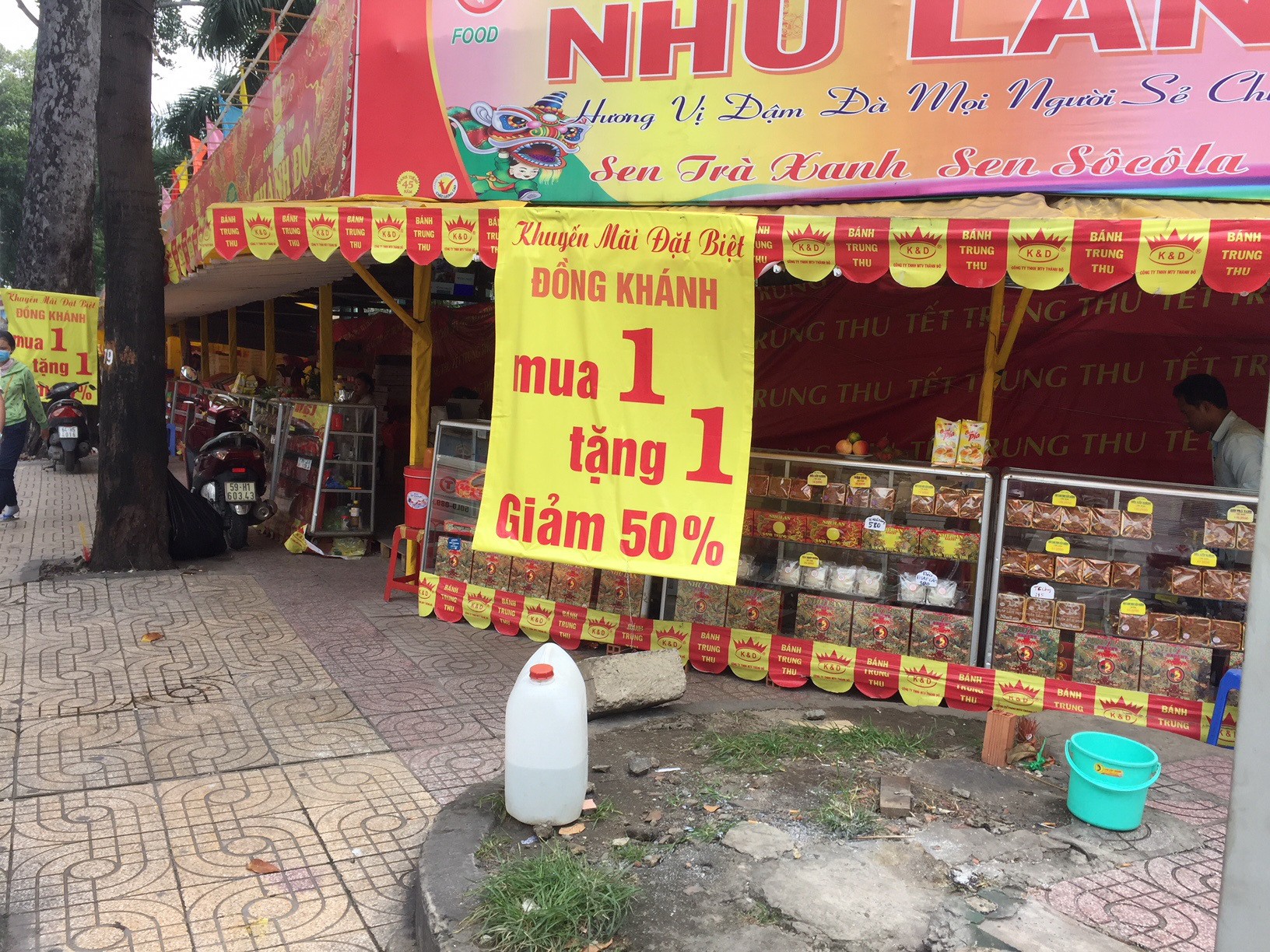 Hỏi thật kỹ trước khi mua bánh trung thu đại hạ giá!