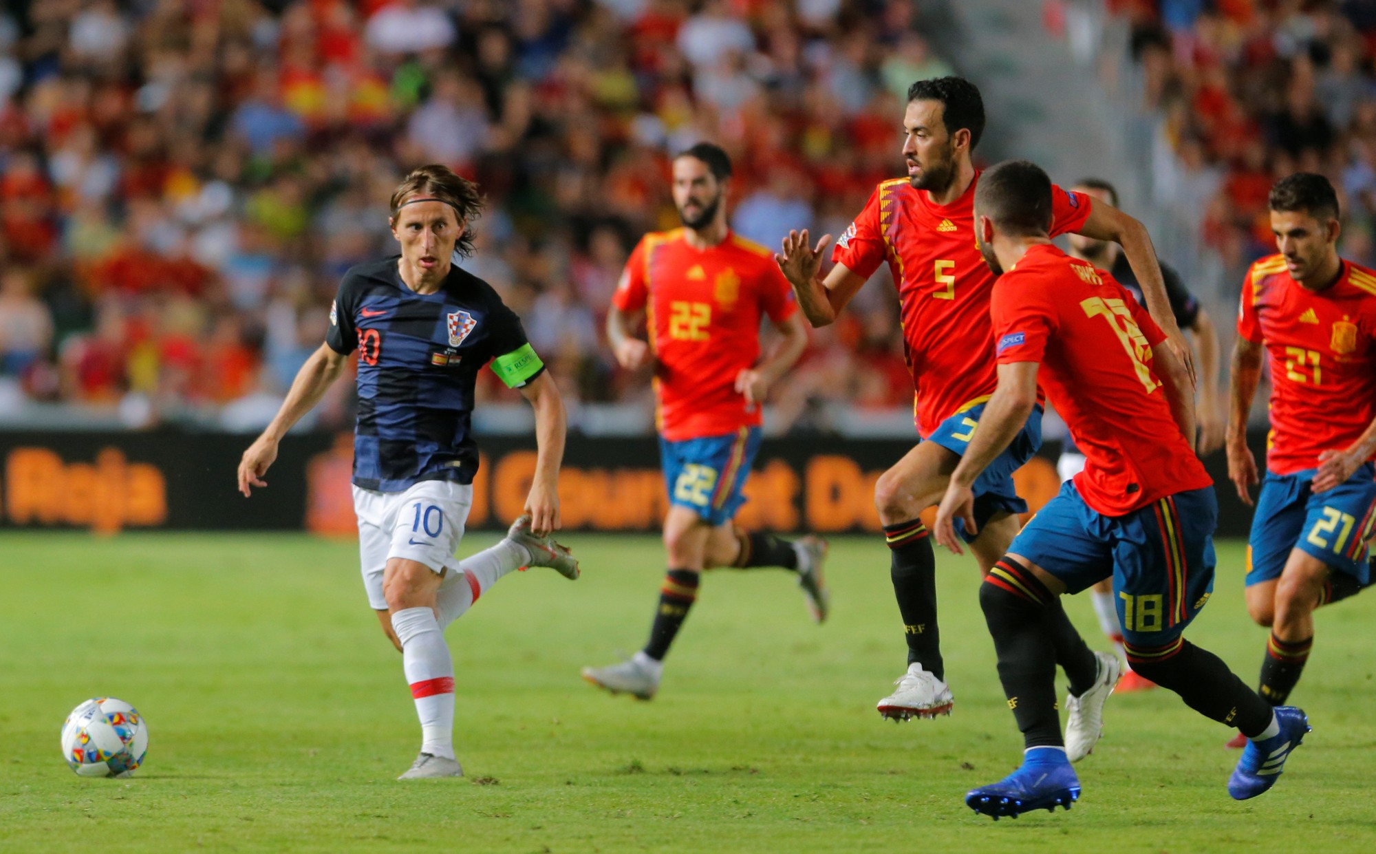 &Aacute; qu&acirc;n thế giới Croatia thua thảmT&acirc;y Ban Nha tại Nations League - Ảnh 5.