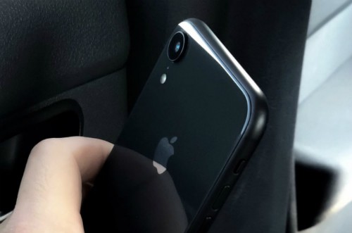 Lộ ảnh iPhone Xc gi&aacute; rẻ trước ng&agrave;y ra mắt - Ảnh 1.