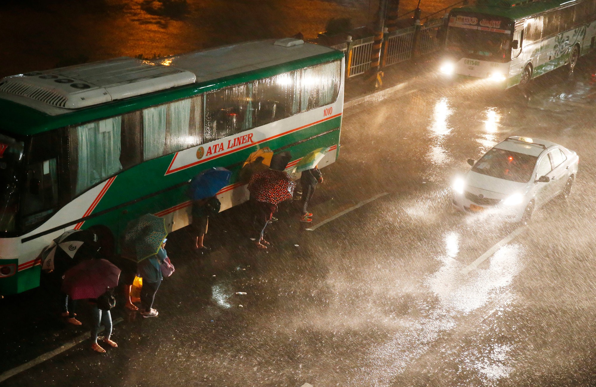 Philippines mở kho gạo bị tịch thu cứu trợ dân trong siêu bão Mangkhut