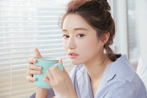 5 bí quyết xóa nếp nhăn trên trán, giúp trẻ ra chục tuổi