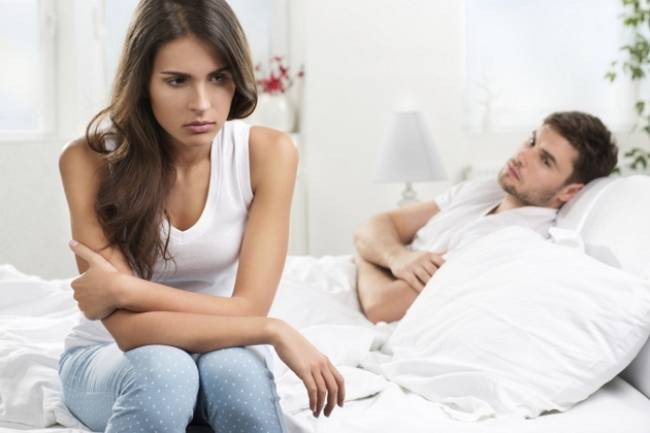 Chồng nghi ngờ vì cưới 8 tuần, bác sĩ nói mang thai 10 tuần