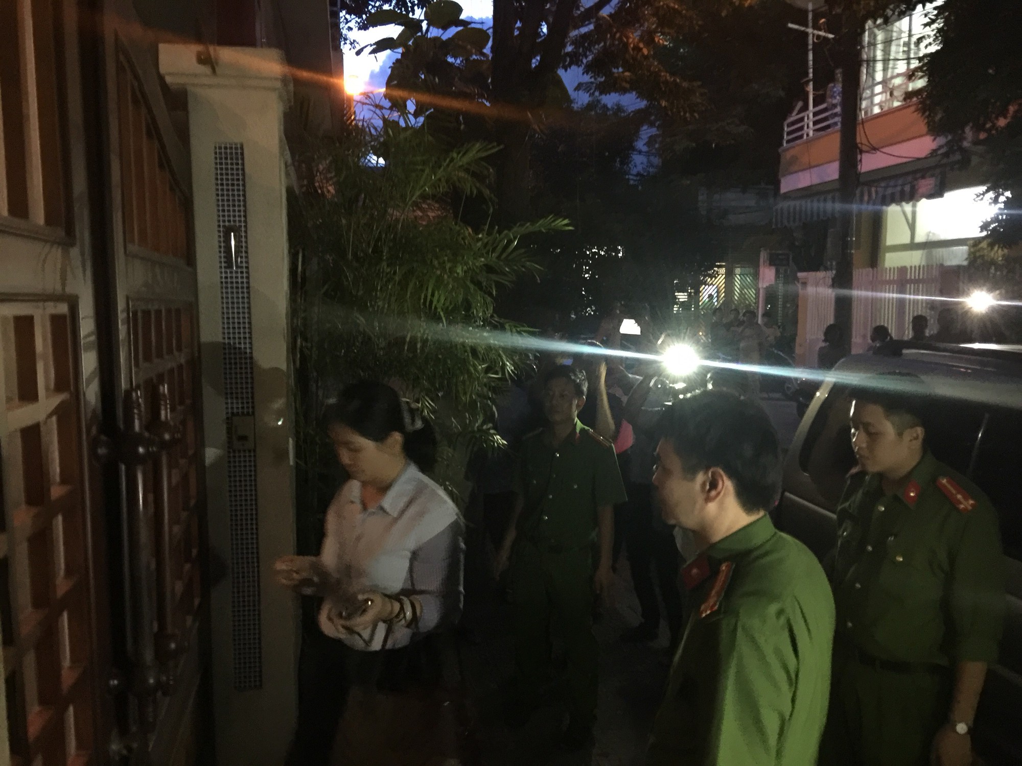 Khởi tố &ocirc;ng Đ&agrave;o Tấn Bằng v&agrave; 3 c&aacute;n bộ ở Đ&agrave; Nẵng li&ecirc;n quan Vũ nh&ocirc;m - Ảnh 5.