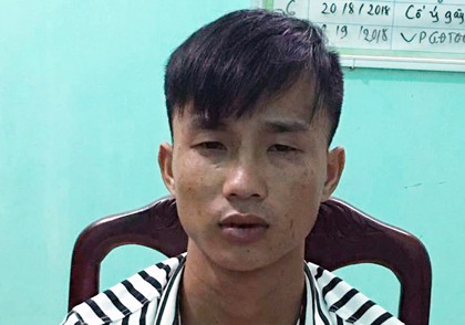 Trên đường dự đám cưới về, giở trò đồi bại với thiếu nữ 16 tuổi
