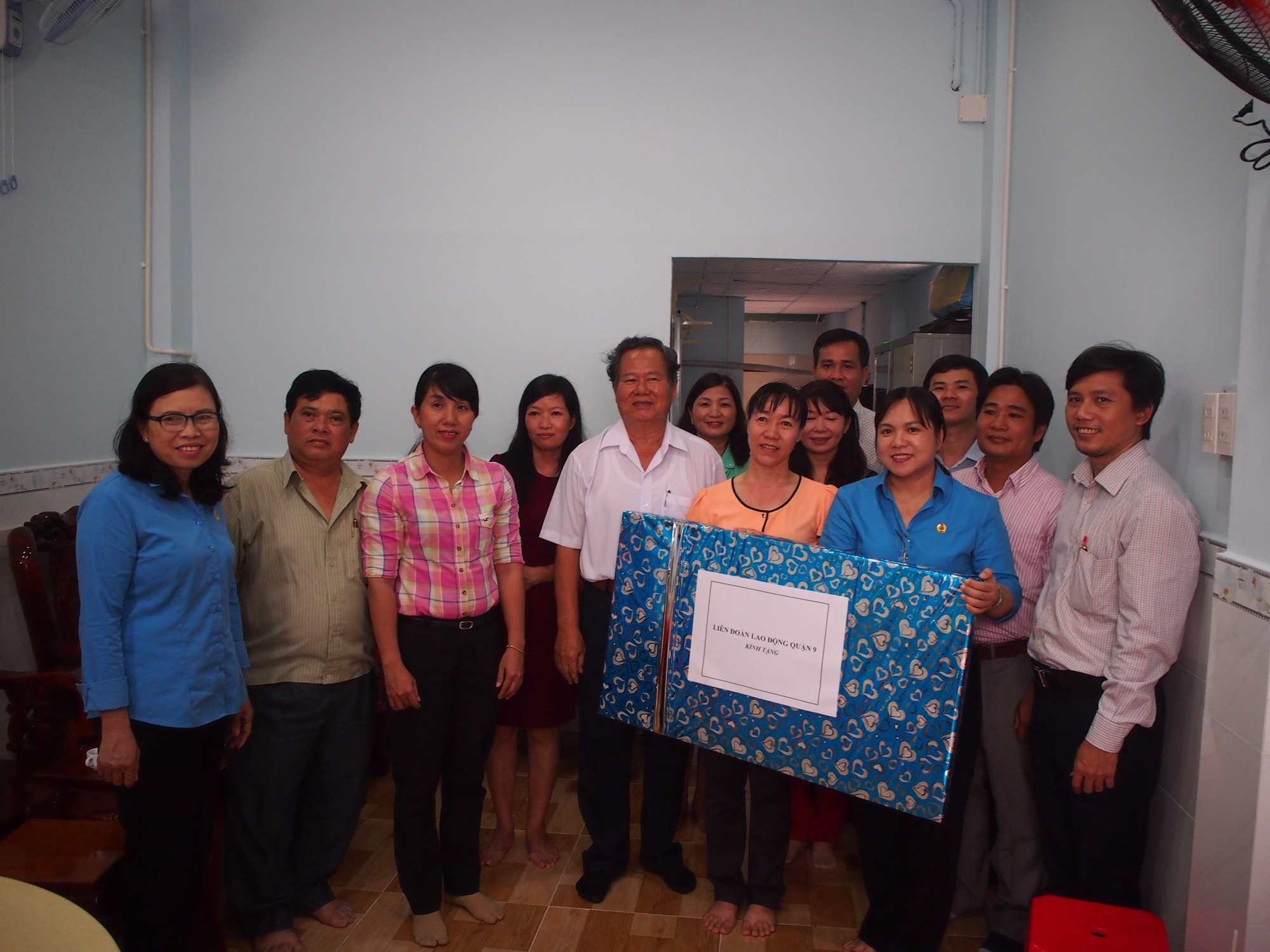Trao Mái ấm Công đoàn cho giáo viên khó khăn