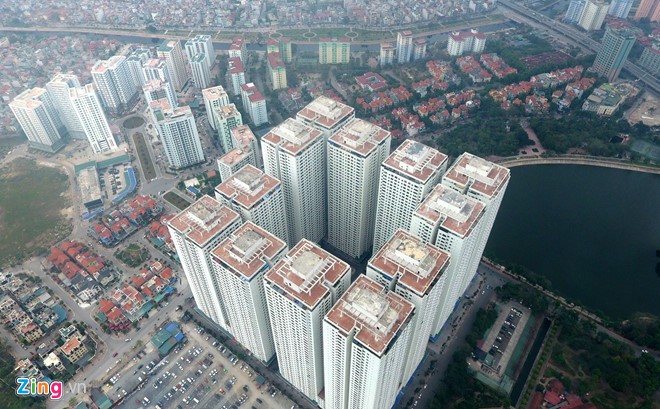 Mối lo t&iacute;n dụng bất động sản n&uacute;p b&oacute;ng vay ti&ecirc;u d&ugrave;ng - Ảnh 1.