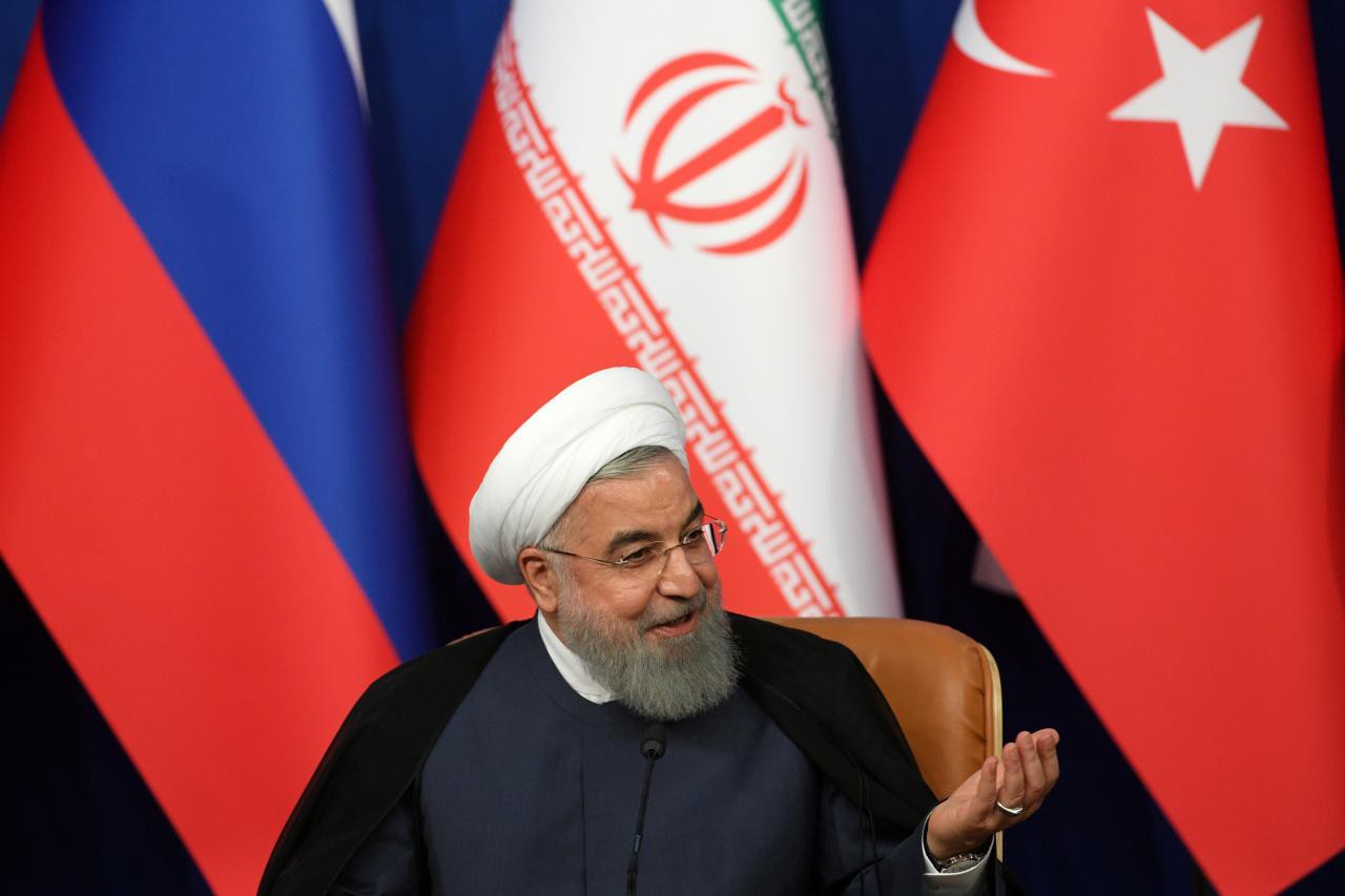 Tổng thống Iran: Ông Trump sẽ thất bại như Saddam Hussein