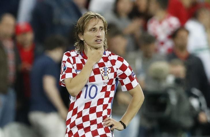 Modric nhận án tù vì trốn thuế