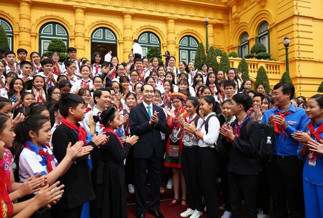 Những ng&agrave;y l&agrave;m việc cuối c&ugrave;ng của Chủ tịch nước Trần Đại Quang - Ảnh 1.