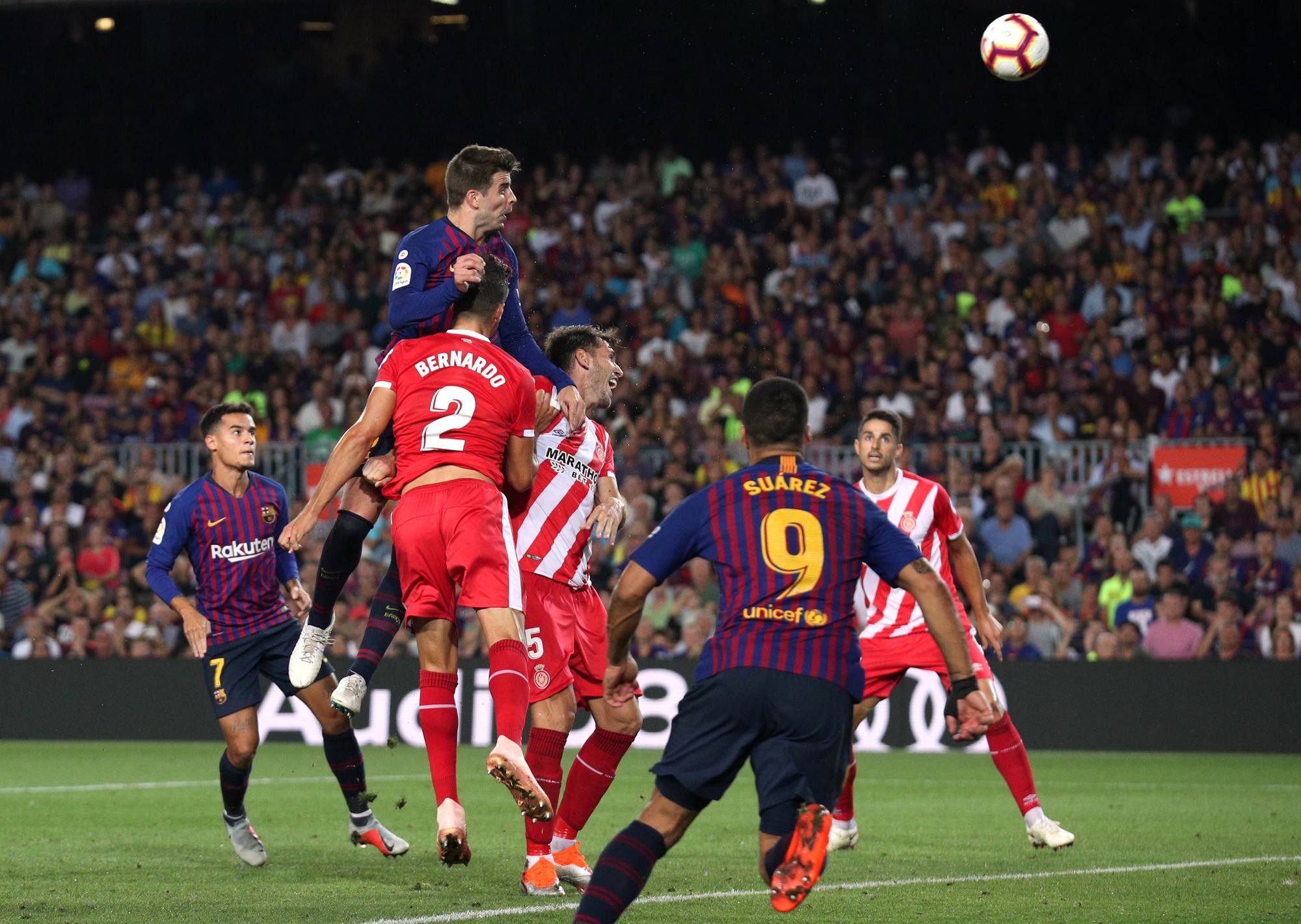 Trọng t&agrave;i bẻ c&ograve;i v&igrave; VAR, Barcelona su&yacute;t trắng tay trước Girona - Ảnh 6.