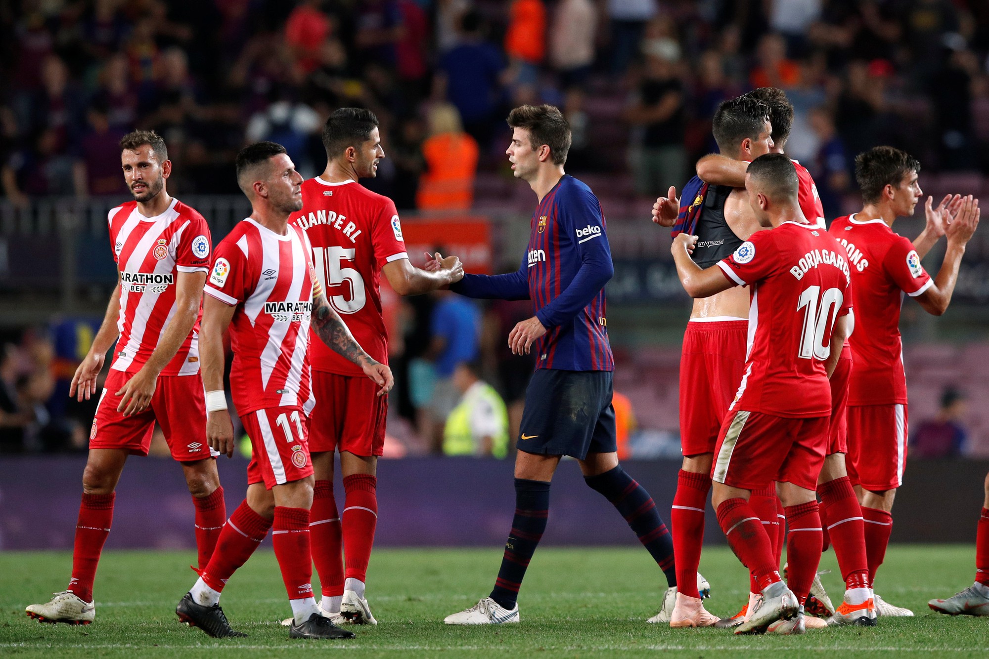 Trọng t&agrave;i bẻ c&ograve;i v&igrave; VAR, Barcelona su&yacute;t trắng tay trước Girona - Ảnh 7.