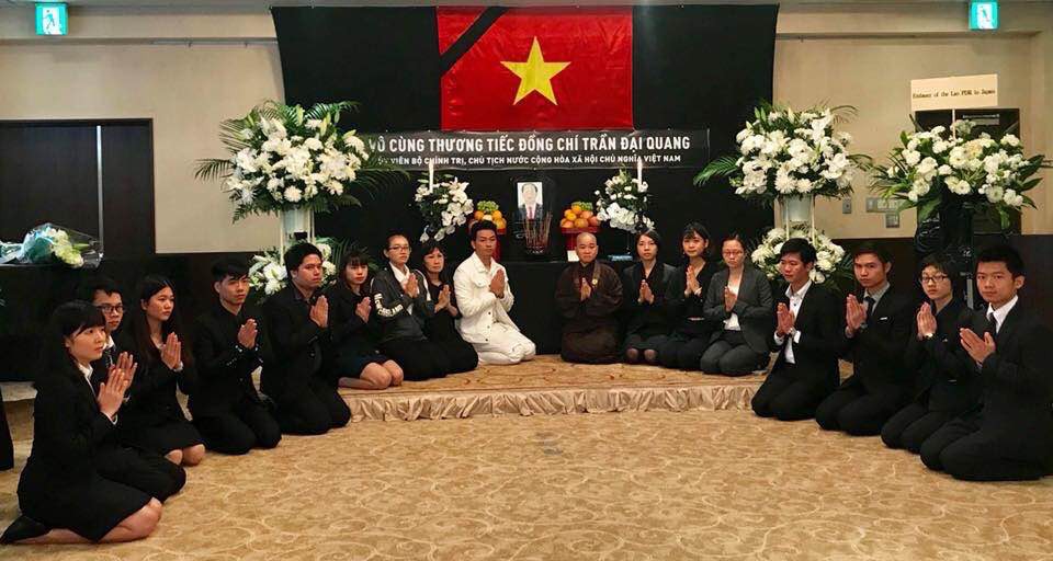 L&atilde;nh đạo nước ngo&agrave;i đến Đại sứ qu&aacute;n viếng Chủ tịch nước Trần Đại Quang - Ảnh 13.