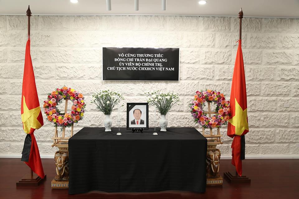 L&atilde;nh đạo nước ngo&agrave;i đến Đại sứ qu&aacute;n viếng Chủ tịch nước Trần Đại Quang - Ảnh 19.