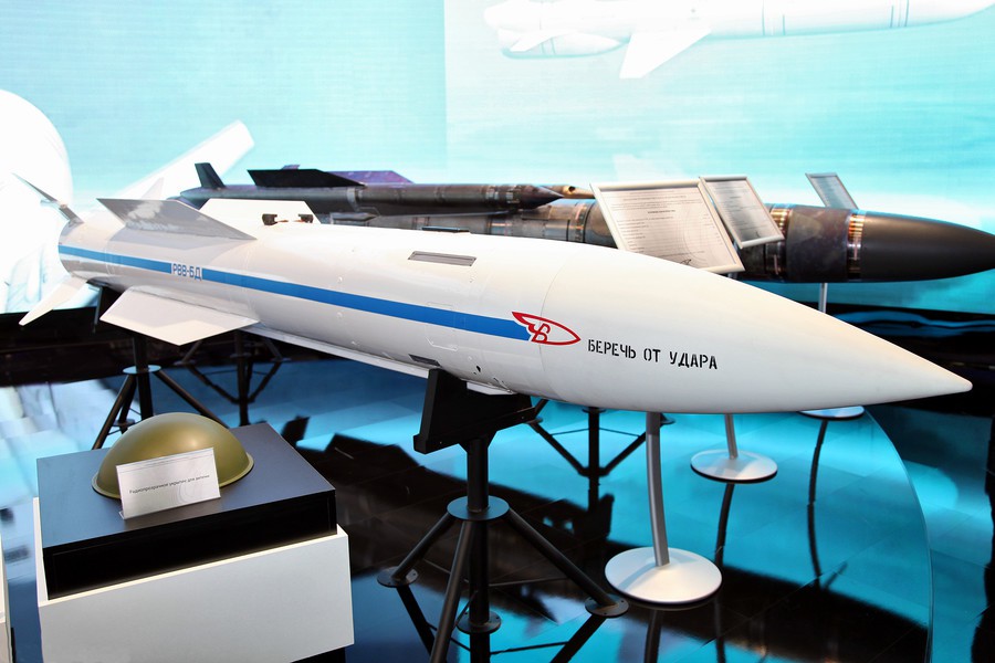 Nga trang bị tên lửa siêu âm có thể hạ mục tiêu cách 300 km