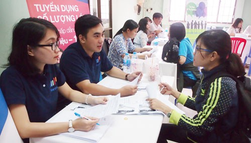 Sàn việc làm TP HCM: Nhu cầu tuyển nhân viên kinh doanh tăng cao