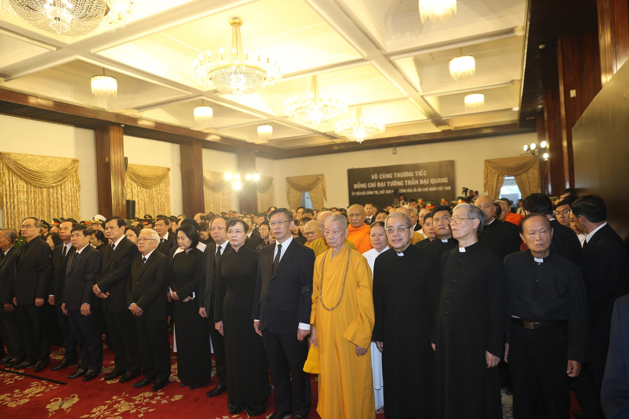 TP HCM: H&agrave;ng ng&agrave;n người dự Lễ truy điệu Chủ Tịch nước Trần Đại Quang - Ảnh 2.