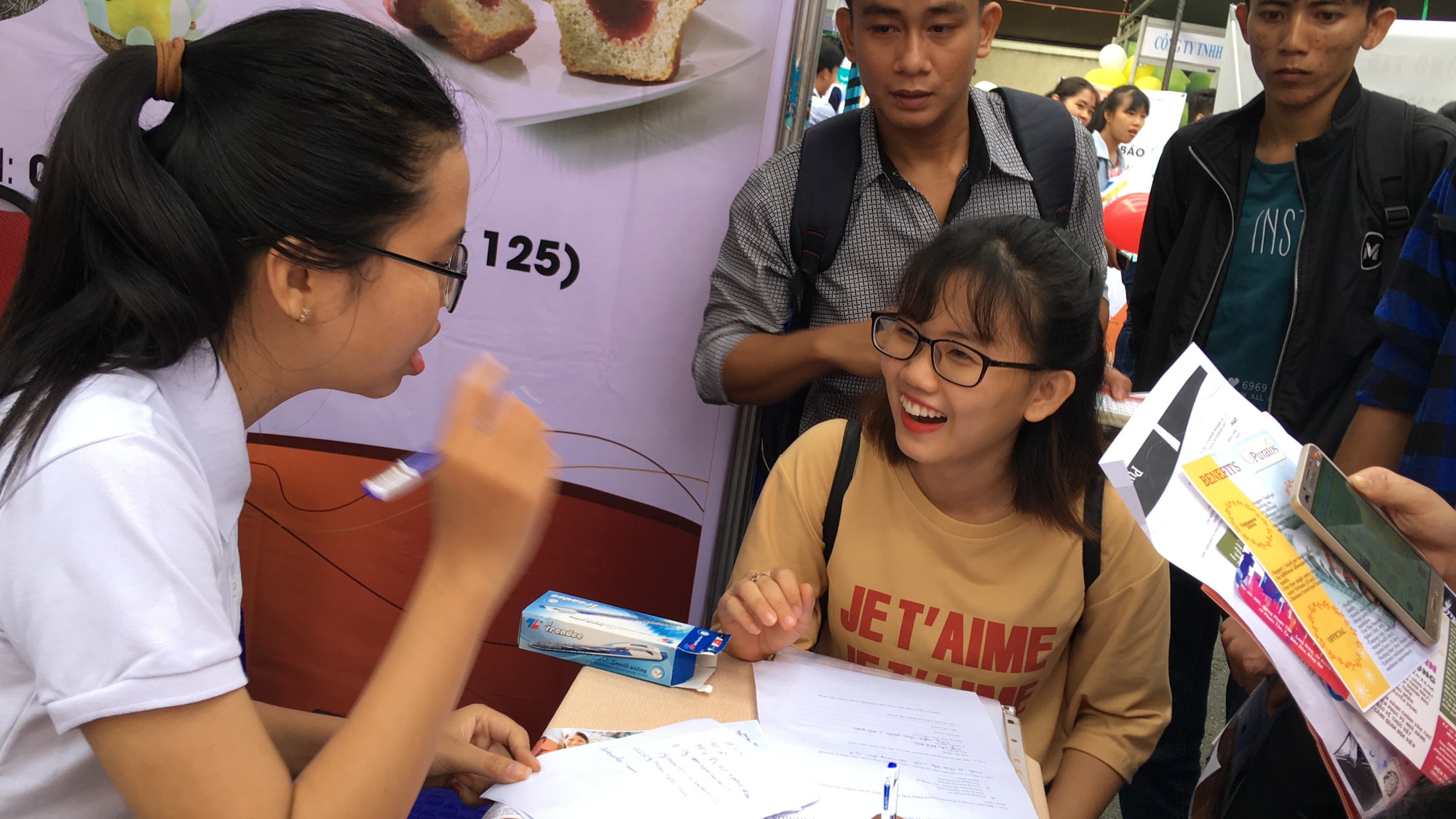 Bỏ học giữa chừng để khởi nghiệp: Nên không?