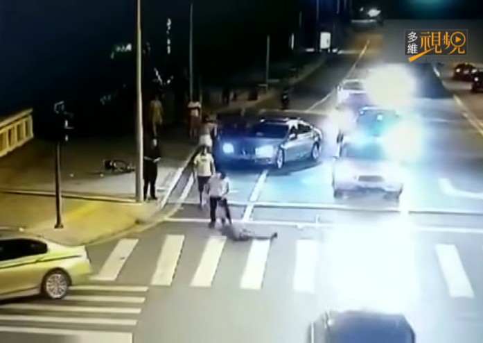 Vụ chém người do "tự vệ" ở Trung Quốc: Người đi xe đạp thoát tội