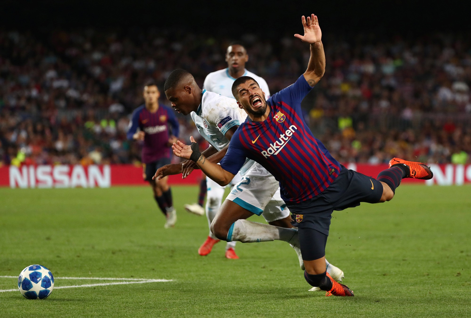 Barca sợ sụp đổ dây chuyền