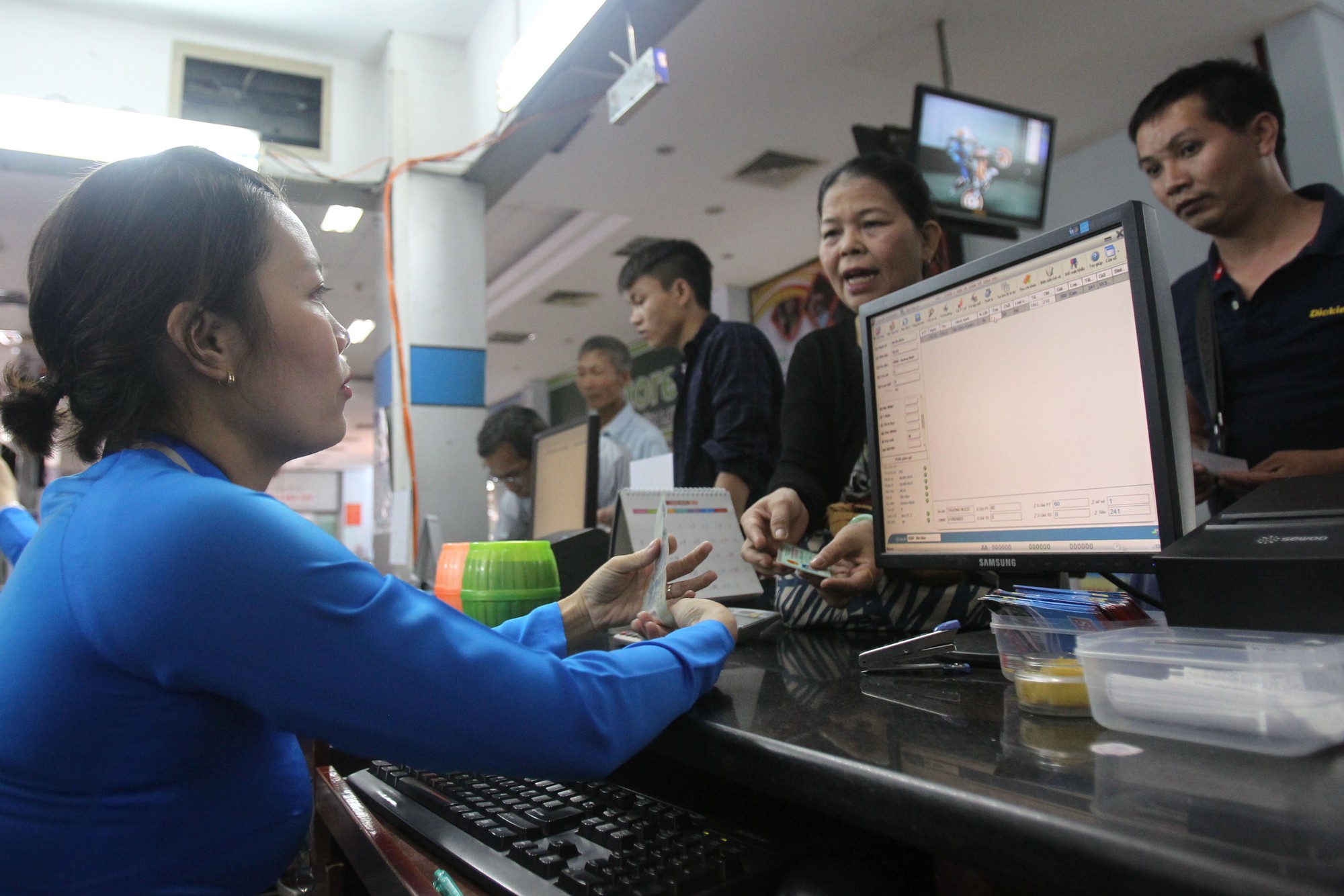 Vé đi Tết, mua nhanh kẻo hết!