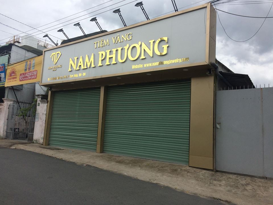 Giả vờ mua, thanh niên cướp vàng bỏ chạy