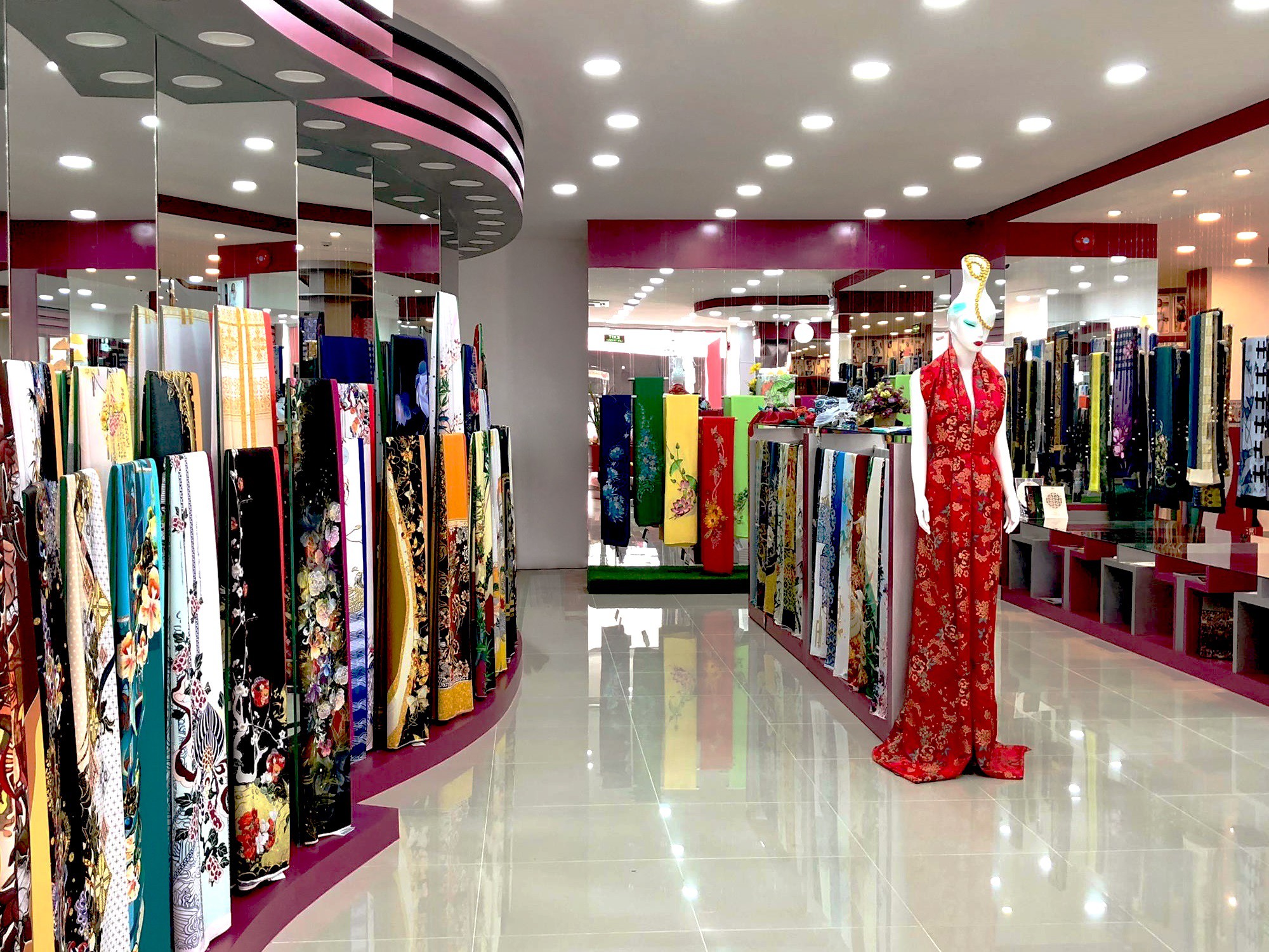 Thái Tuấn khuyến mãi mừng khai trương - Ảnh 1.