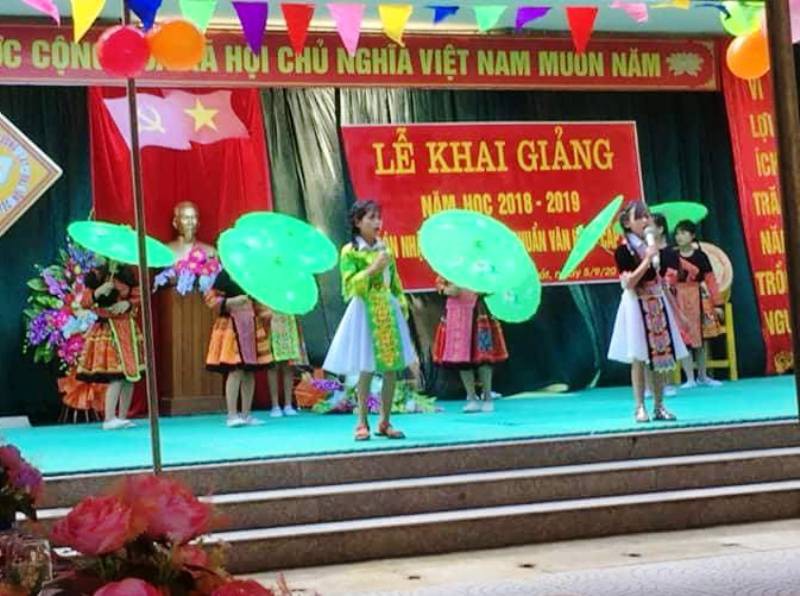 Hình ảnh khai giảng năm học mới tại vùng tâm lũ Mường Lát - Ảnh 7.