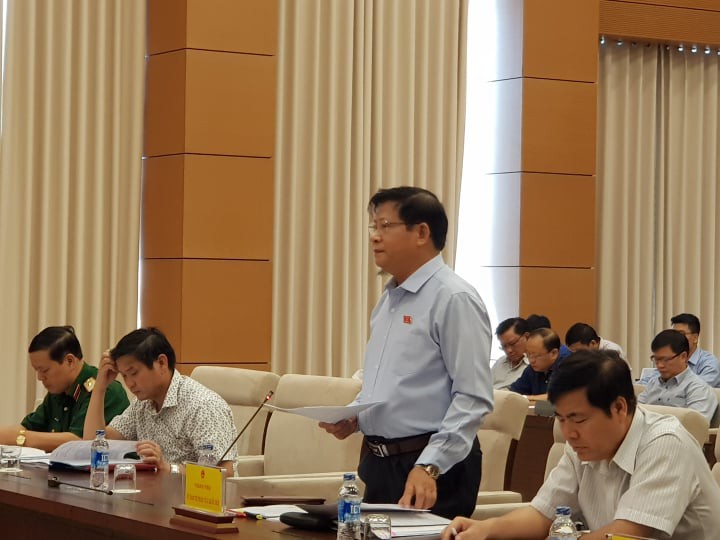 Vụ cưa c&acirc;y kh&ocirc; phạm tội trộm cắp: Chủ nhiệm Uỷ ban Tư ph&aacute;p đề nghị c&acirc;n nhắc - Ảnh 1.