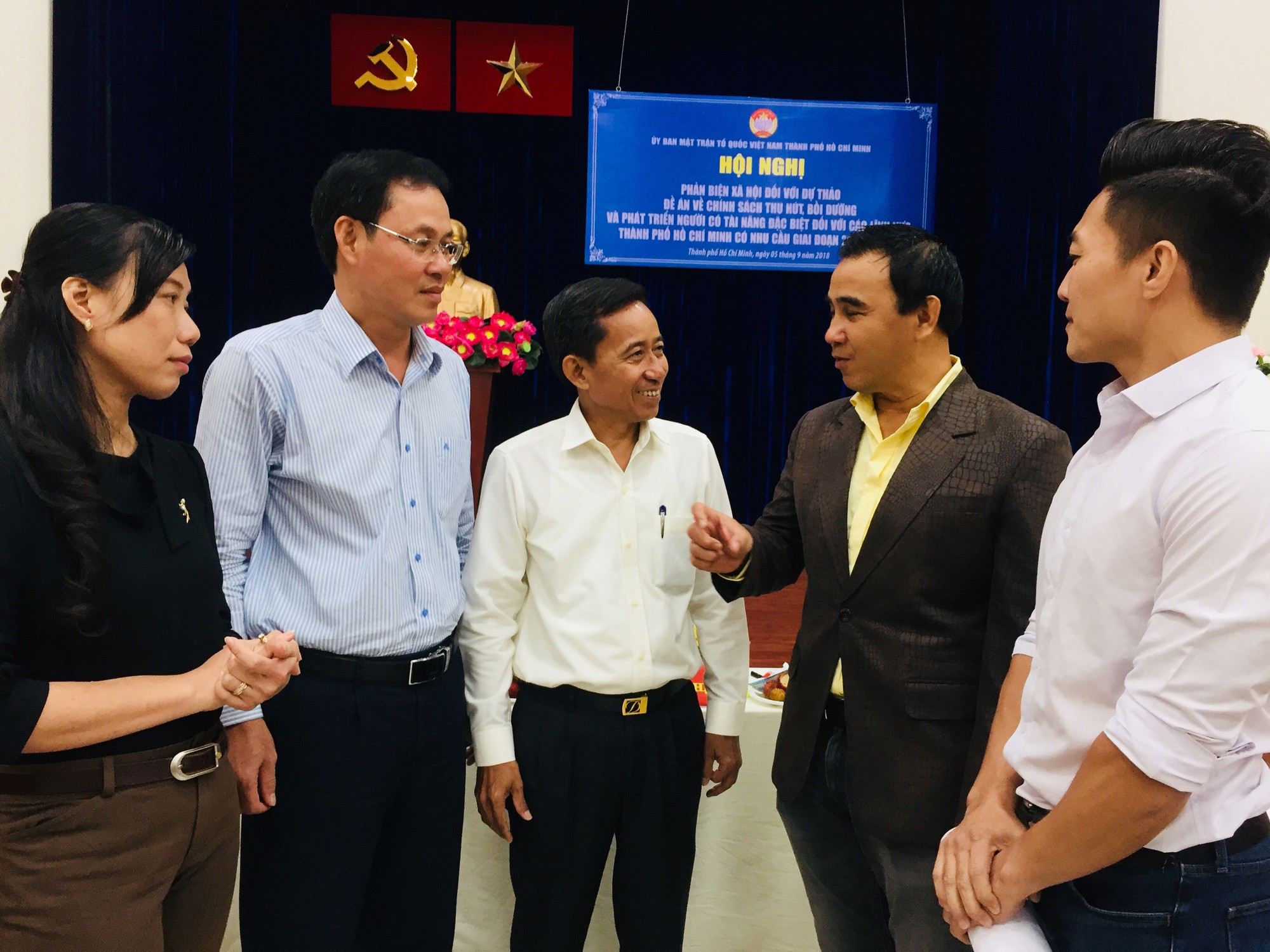 Người tài đặc biệt sao phải thi tuyển?