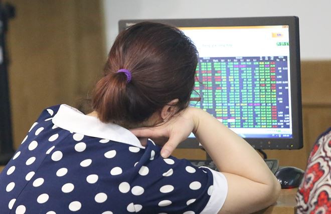 Đừng trông mong vào cổ phiếu 1.000 đồng!