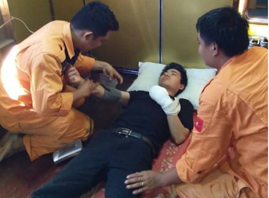 Khẩn cấp đưa tàu ra khơi cứu nạn thủy thủ Trung Quốc trong đêm