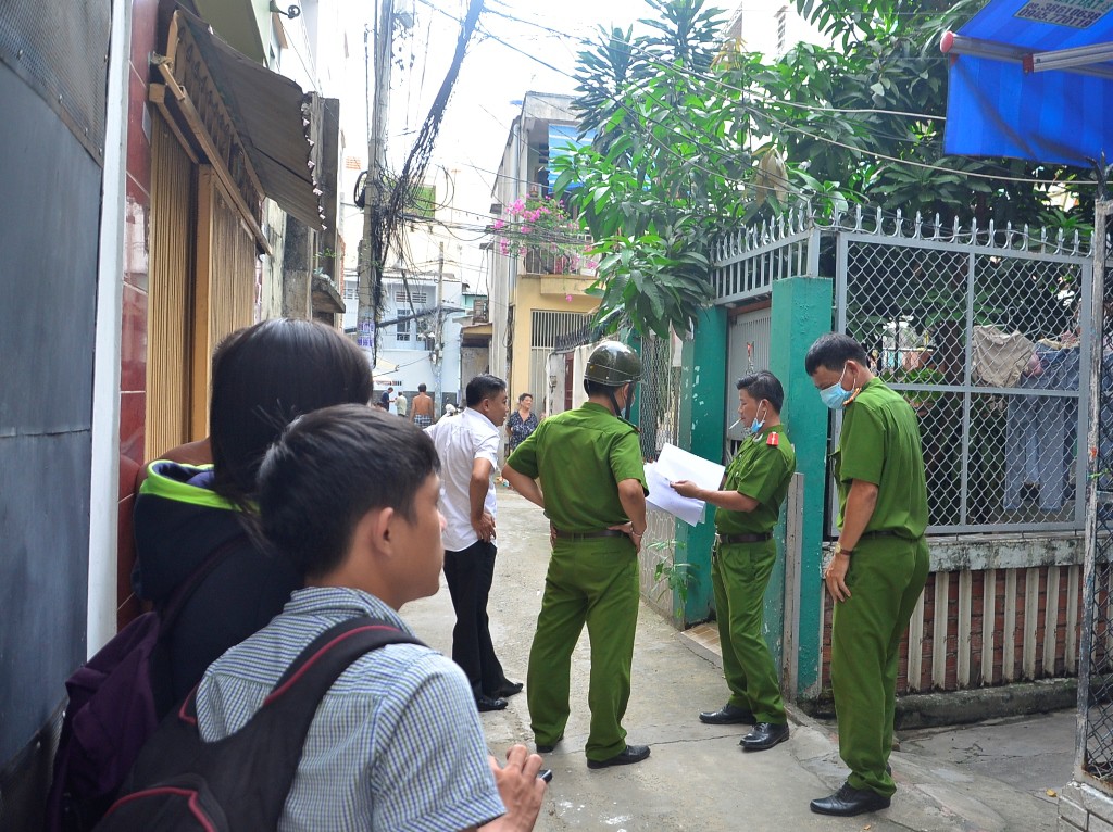 Người đàn ông Hàn Quốc chết trong tư thế treo cổ
