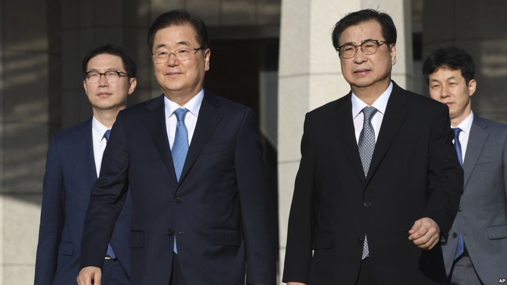 Ông Kim Jong-un tiếp đoàn Hàn Quốc, cam kết phi hạt nhân hóa hoàn toàn - Ảnh 2.