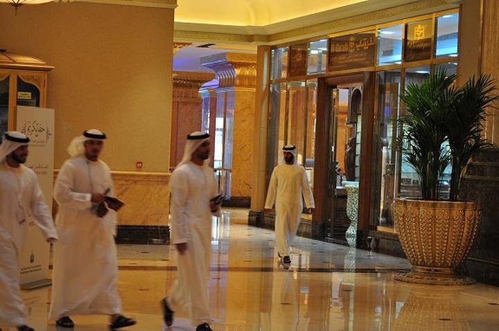 Chiêm ngưỡng khách sạn dát vàng 7 sao siêu xa xỉ ở UAE - Ảnh 5.