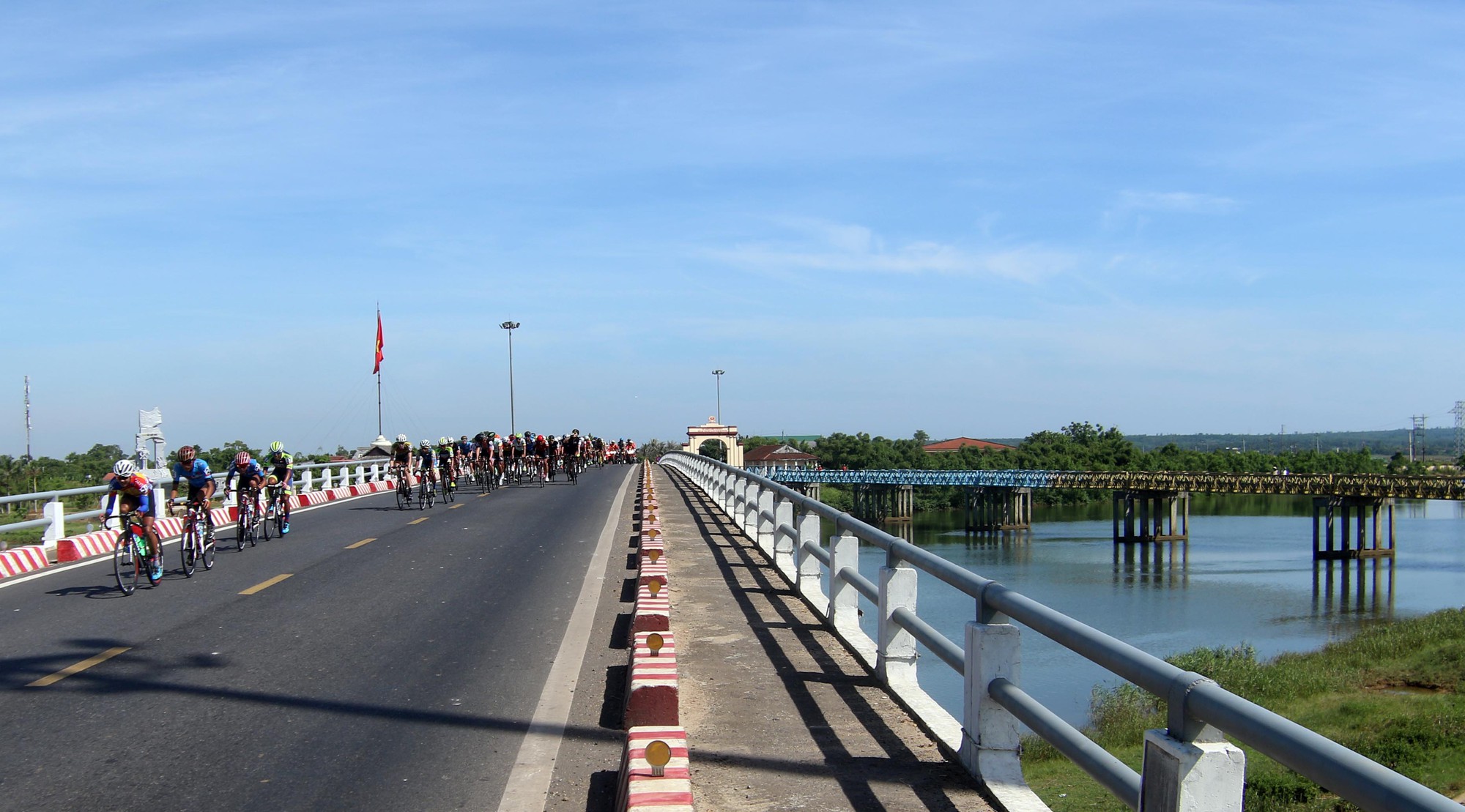 L&ecirc; Văn Duẩn về nhất chặng 6 C&uacute;p T&ocirc;n Hoa Sen 2018 - Ảnh 3.