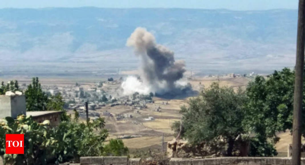 Máy bay Nga và Syria “ném bom Idlib tới tấp”
