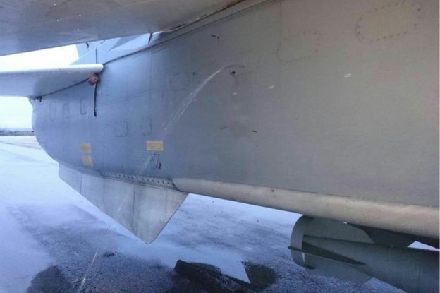 Rộ ảnh m&aacute;y bay Nga bị hư hại tại Syria - Ảnh 3.