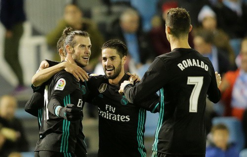 H&ograve;a Celta Vigo, Real Madrid hết cơ hội giữ ng&ocirc;i v&ocirc; địch - Ảnh 2.