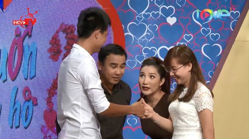 Giải Mai Vàng Người dẫn chương trình: Sẽ xướng tên ai?