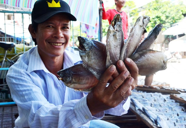 Trở lại v&ugrave;ng đặc sản kh&ocirc; bổi C&agrave; Mau - Ảnh 7.