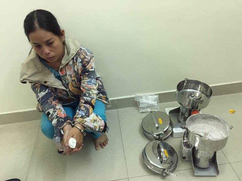 TP HCM: Bắt 2 trùm chế biến ma túy và thuốc lắc