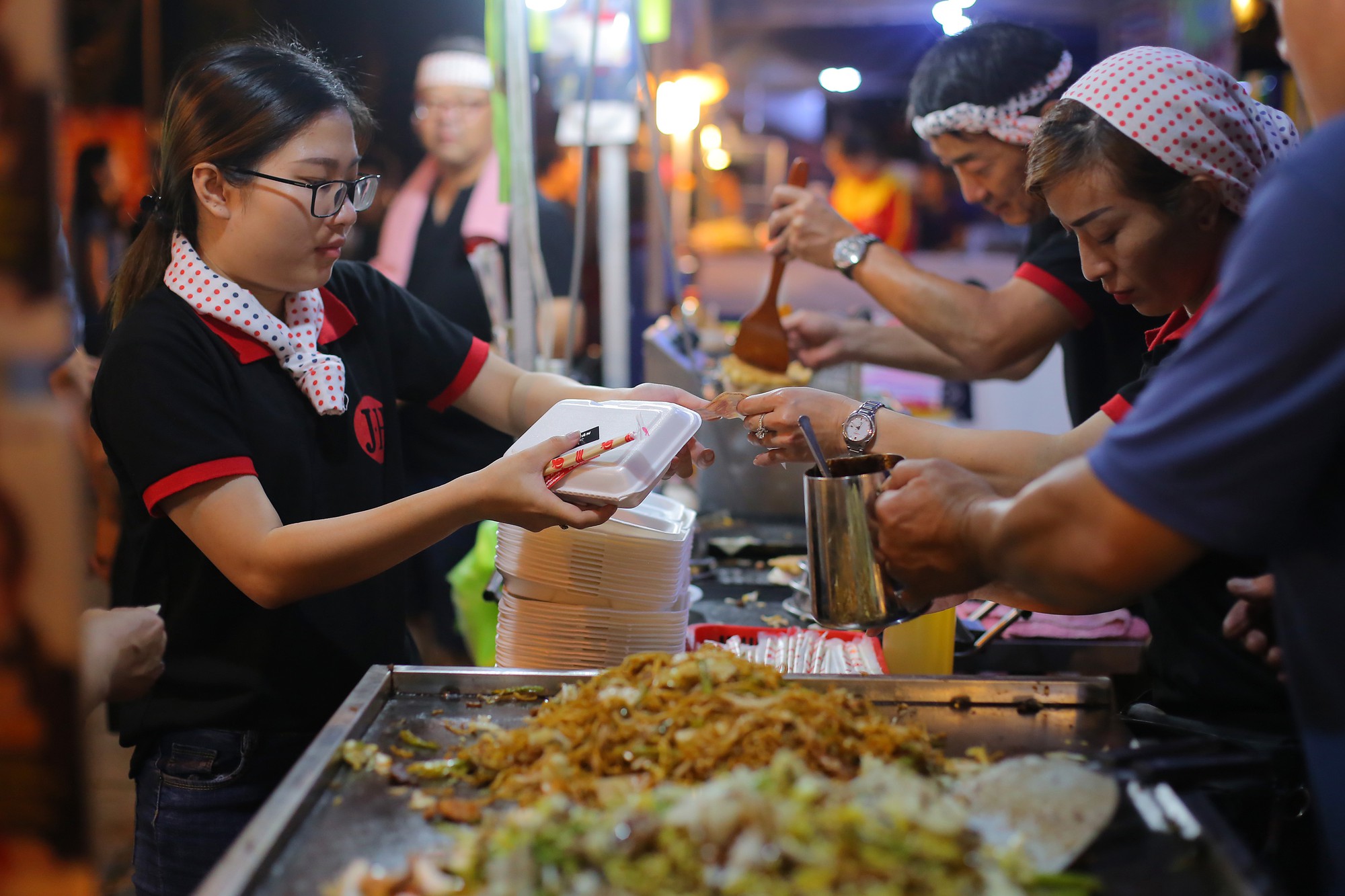 Món ngon các nước đang hội tụ ở TP HCM - Ảnh 7.